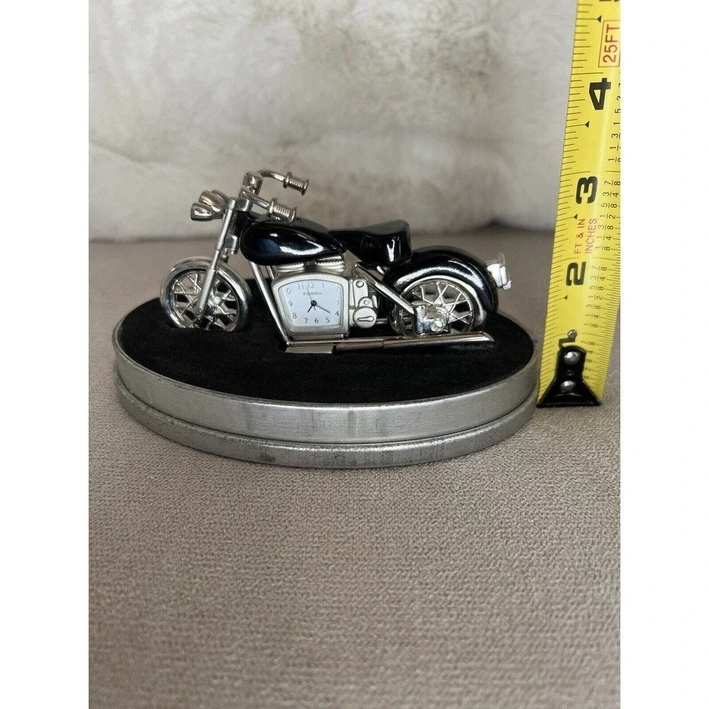 Fossil collectible vintage